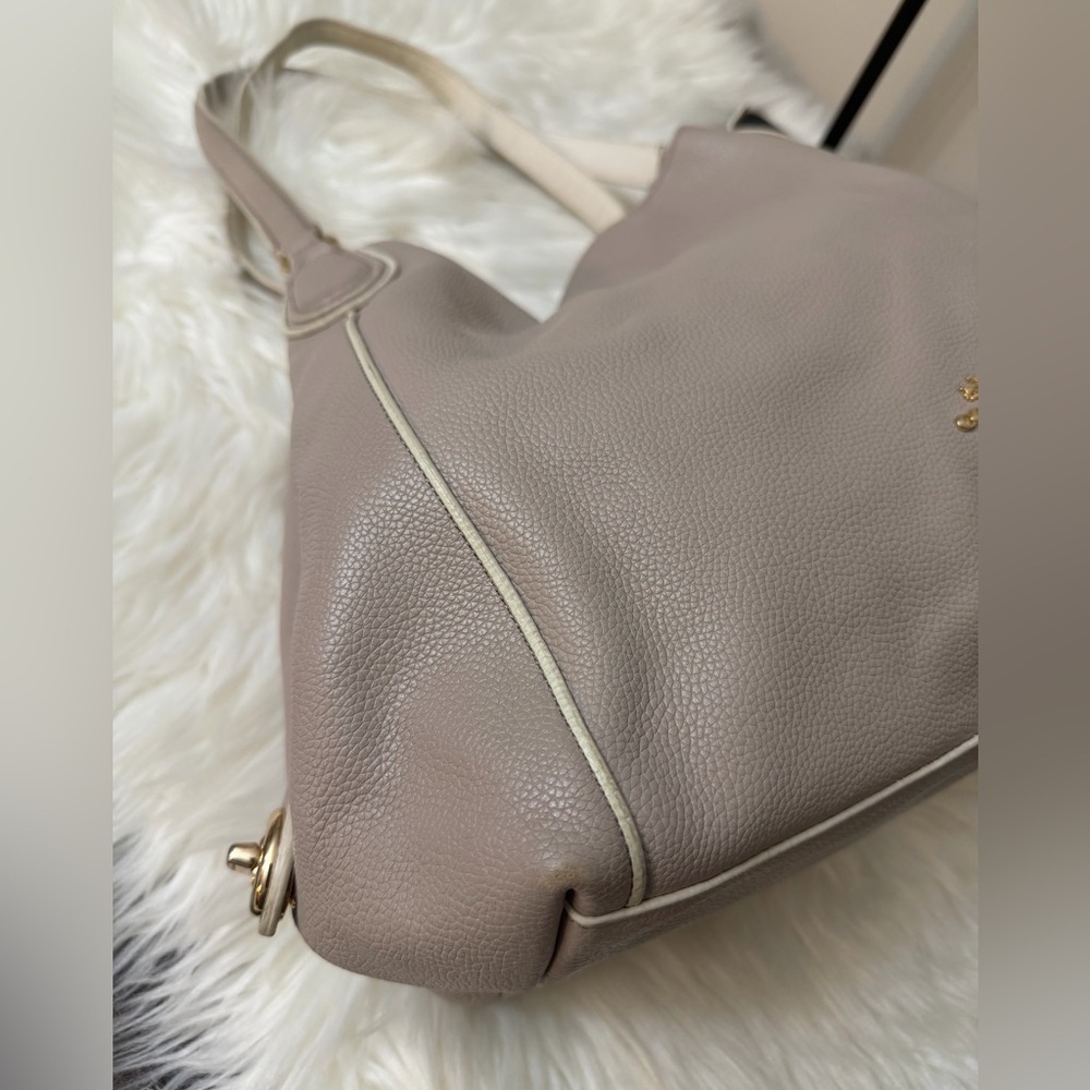 Coach Beige Leather Hobo Bag - Picture 11 of 12